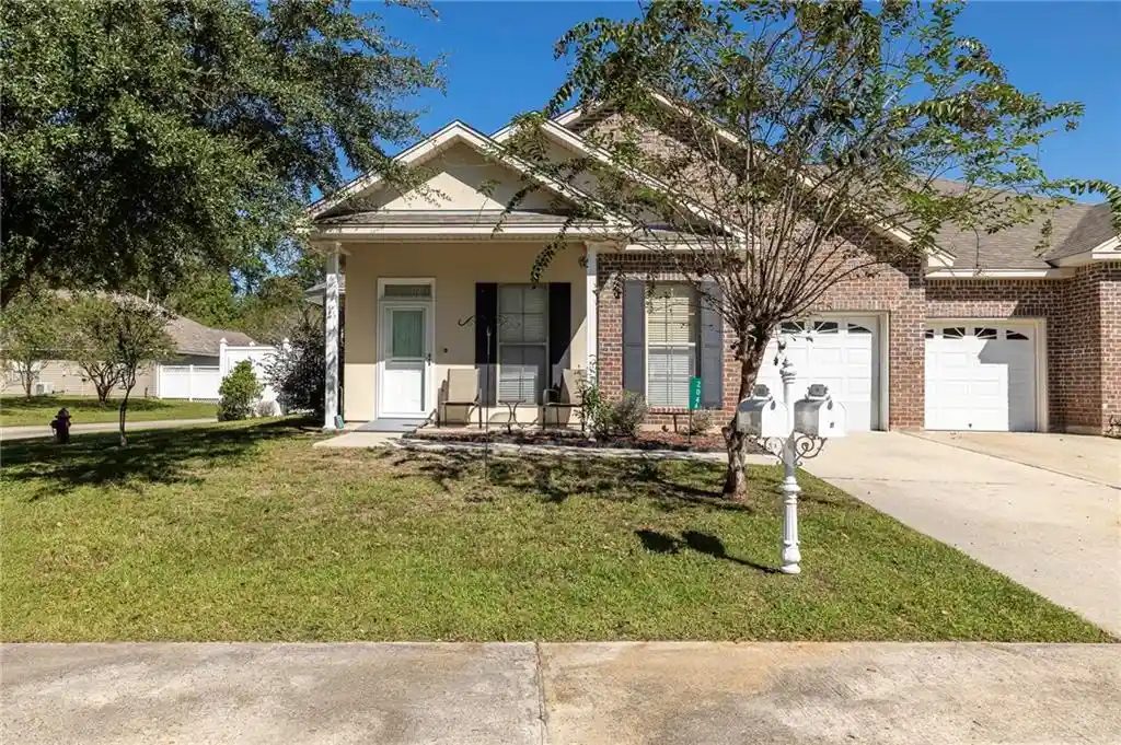 Listing Photo 1 - Condo for sale in 204a Short St located at 204a Short St, Slidell, LA 70461 - Unit #13A