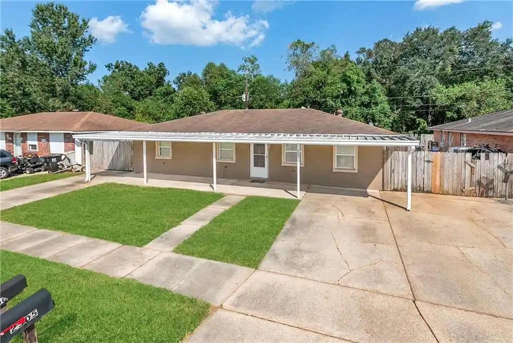 Photo 1 of Single family home for sale at 2505 Meadowlark Dr, St Bernard, LA 70085 | MLS# 2580526 | Listing updated on 2026-10-15