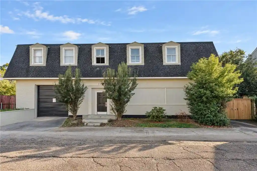 Photo 1 of Condo for sale at 1020 Terpsichore St #A, New Orleans, LA 70130 | MLS# 2581864 | Listing updated on 2026-10-15