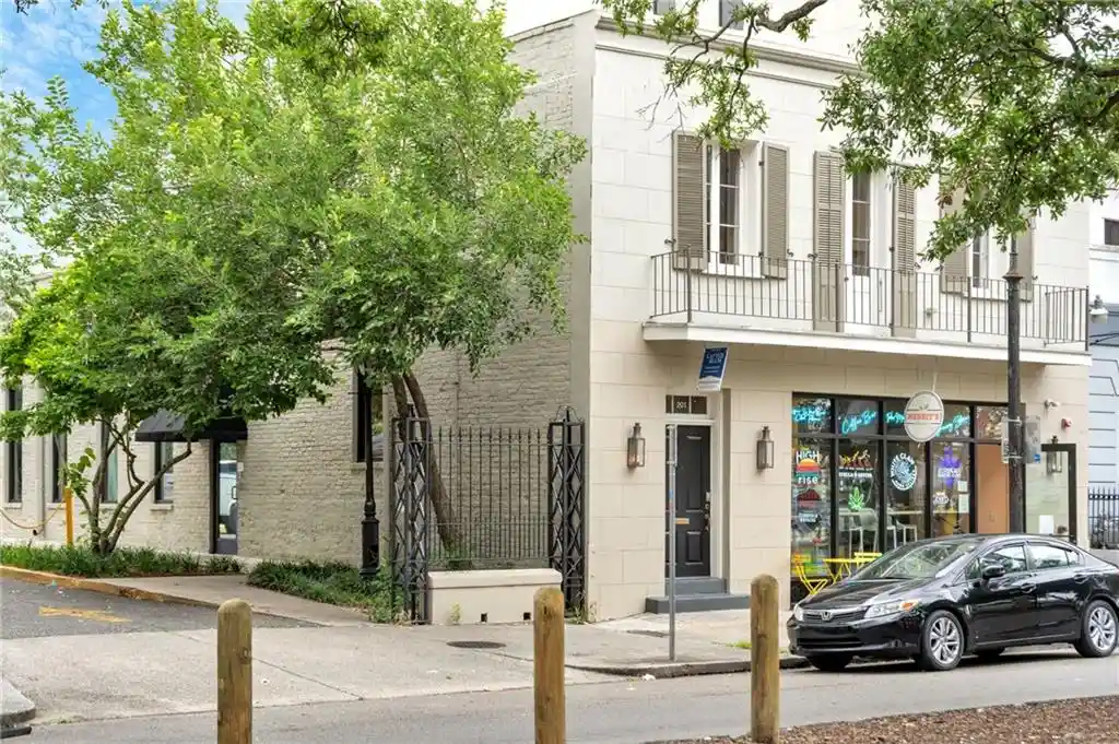 Photo 1 of Condo for sale at 427 Esplanade Ave #106, New Orleans, LA 70116 | MLS# 2581616 | Listing updated on 2026-10-16
