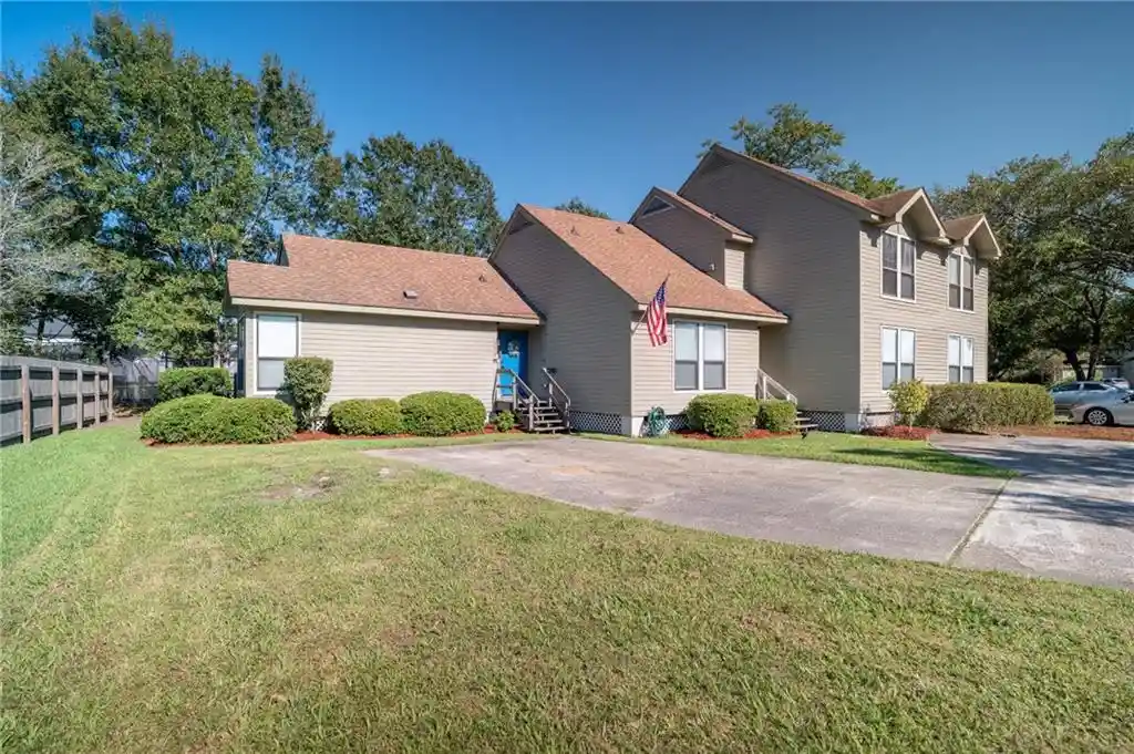 Condo for sale at 114 W Chamale Cvs #114, Slidell, LA 70460 | MLS# 2582024