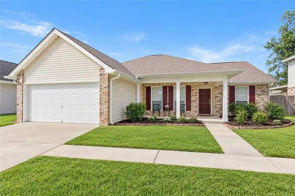 Single family home for sale at 1009 Deborah Dr, Slidell, LA 70461 | MLS# 2582510