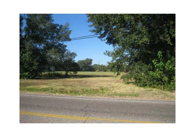 Photo 2 of Land for sale at Veterans Ave, Hammond, LA 70403 | MLS# 822014 | Listing updated on 2026-07-20