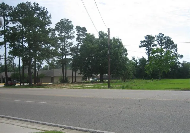 1st image of 1904 N Morrison Blvd, Hammond, LA 70401 | MLS# 2306309