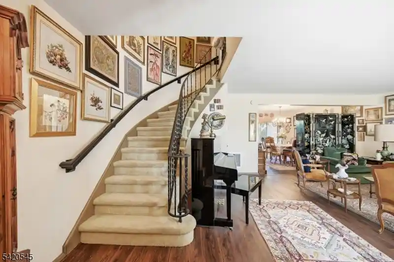 Listing Photo 5 - Condo for sale in building located at 900 Vly Rd, Clifton, NJ 07013 - Unit #E3