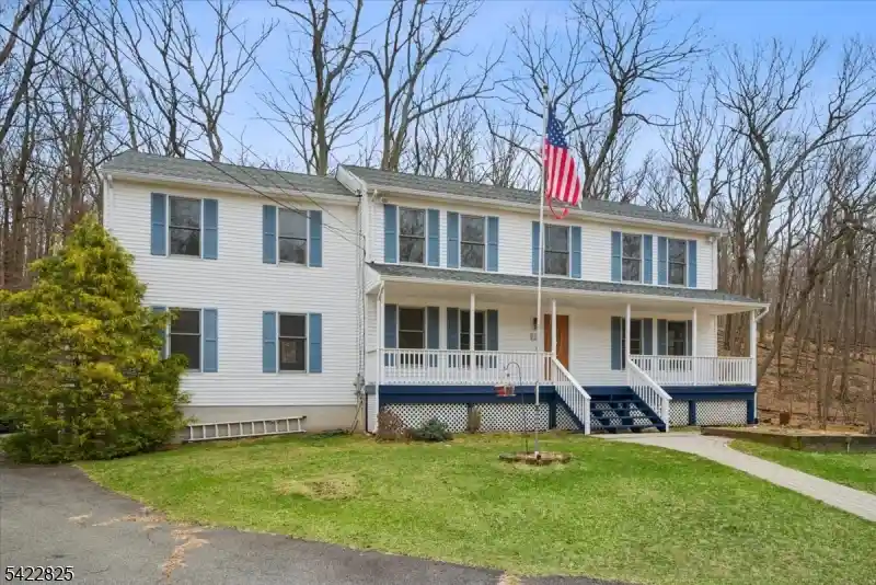 Single family home for sale at 315 Hudson Ave, Hopatcong, NJ 07843 | MLS# 4024671