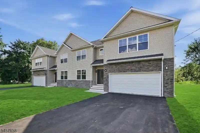 Photo 1 of Condo for sale at 10 B Delar Pkwy #B, Franklin Park, NJ 08823 | MLS# 4050027 | Listing updated on 2026-10-29