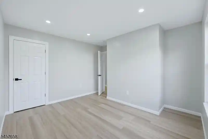 Photo 3 of Condo for sale at 10 B Delar Pkwy #B, Franklin Park, NJ 08823 | MLS# 4050027 | Listing updated on 2026-10-29