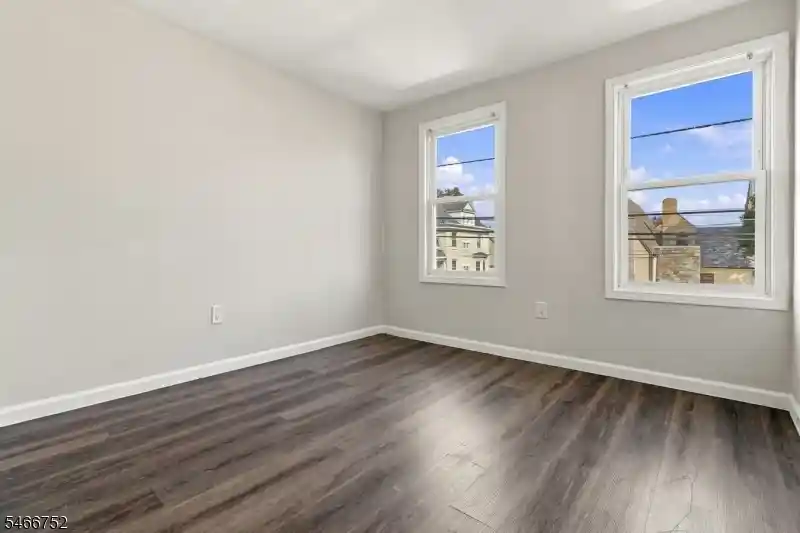 Photo 4 of House for sale at 216 E Jersey St, Elizabethport, NJ 07206 | MLS# 4059689 | Listing updated on 2026-10-30