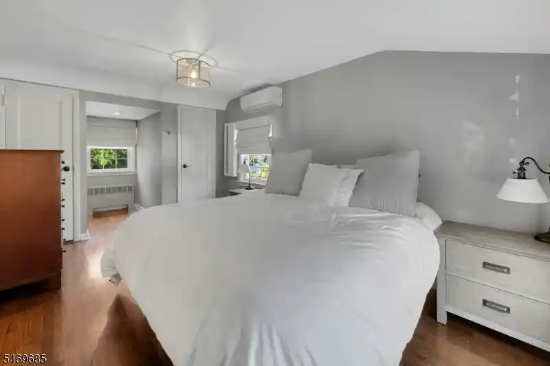 Photo 4 of Single family home for sale at 5 Rosemont Ave, Madison, NJ 07940 | MLS# 4061463 | Listing updated on 2026-10-29