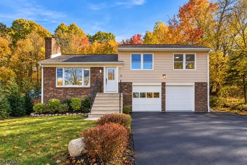 Photo 1 of Single family home for sale at 26 Chestnut Tree Dr, Highland Lakes, NJ 07422 | MLS# 4061711 | Listing updated on 2026-10-31