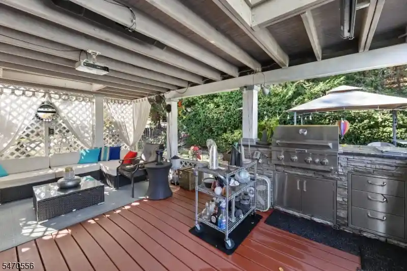 Photo 4 of Single family home for sale at 150 Ave B, Haledon Boro, NJ 07508 | MLS# 4061809 | Listing updated on 2026-10-29