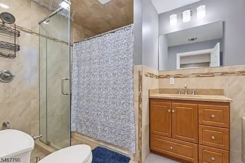 Photo 1 of Single family home for sale at 32 Seminole Ave, Rockaway, NJ 07866 | MLS# 4061843 | Listing updated on 2026-10-29