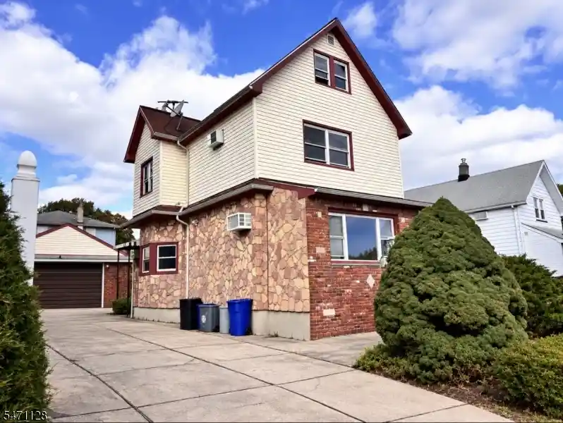 Photo 1 of Single family home for sale at 15 Enoch St, East Rutherford, NJ 07073 | MLS# 4061982 | Listing updated on 2026-10-29
