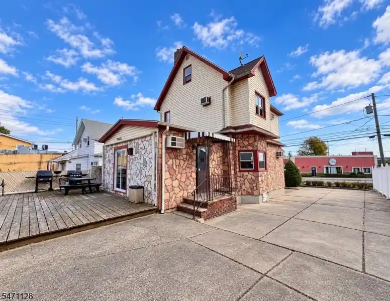Photo 4 of Single family home for sale at 15 Enoch St, East Rutherford, NJ 07073 | MLS# 4061982 | Listing updated on 2026-10-29