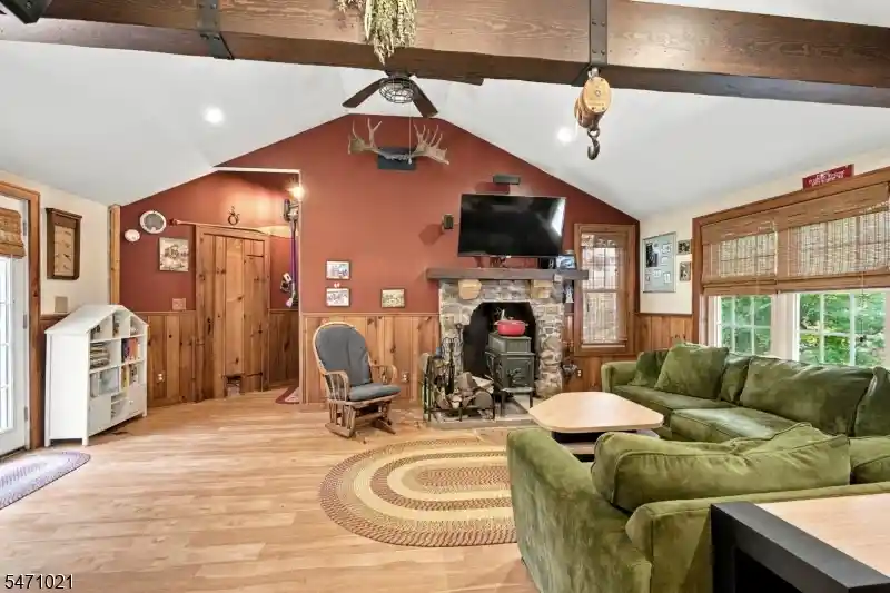 Photo 1 of Single family home for sale at 506 Tahama Rd, Highland Lakes, NJ 07422 | MLS# 4062000 | Listing updated on 2026-10-30
