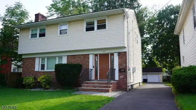 Photo 1 of Single family home for sale at 730 Salem Ave, Elizabeth, NJ 07208 | MLS# 3858356 | Listing updated on 2024-02-26