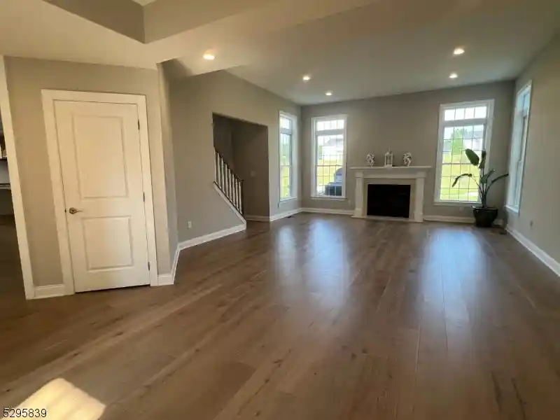 Photo 2 of Single family home for sale at 15 Roxbury Rd, Mahwah, NJ 07430 | MLS# 3909011 | Listing updated on 2026-06-30