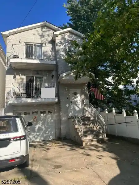 Homes for sale in Jersey City, NJ | 10 Miller St, Jersey City, NJ 07304 | MLS# 3975960