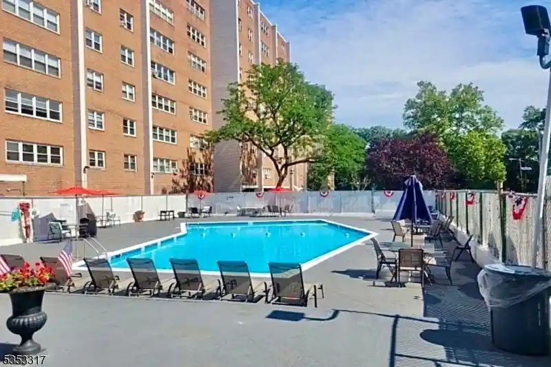Homes for sale in Paterson, NJ | 39 E 39Th St #8G, Paterson, NJ 07514 | MLS# 3958835