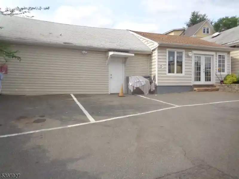 Photo 3 of Single family home for sale at 537 Us Hwy 22, Hillside, NJ 07205 | MLS# 3979862 | Listing updated on 2026-10-01