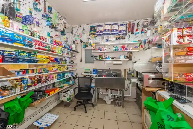 4th image of 609 Madison Ave, Paterson, NJ 07514