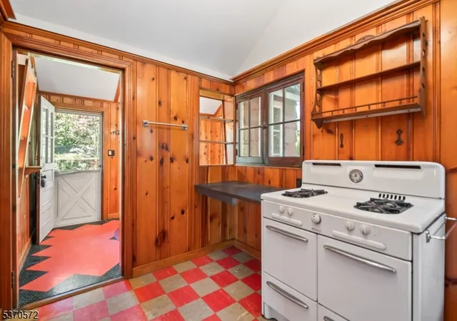 Photo 46 of Single family home for sale at 209 Alturas Rd, Highland Lakes, NJ 07422 | MLS# 3974449 | Listing updated on 2026-07-09