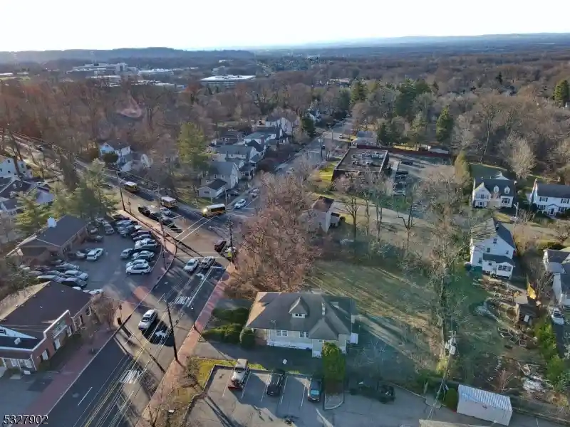 2nd image of 192 Eagle Rock Ave, Roseland Boro, NJ 07068 | MLS# 3974345