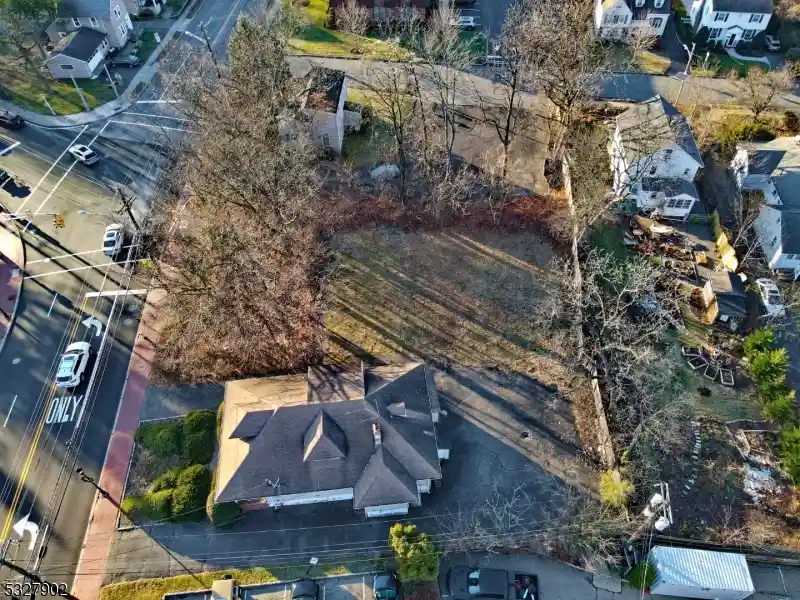 3rd image of 192 Eagle Rock Ave, Roseland Boro, NJ 07068 | MLS# 3974345