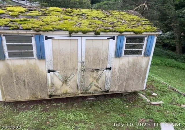 Photo 3 of Single family home for sale at 10 Timbercroft Rd, High Bridge, NJ 08829 | MLS# 3978700 | Listing updated on 2026-08-21