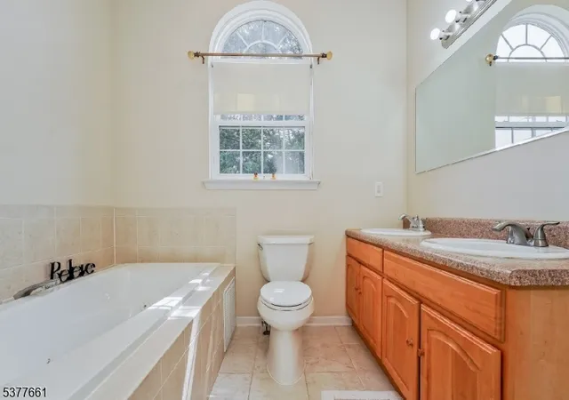 Photo 3 of Single family home for sale at 600 Pennsylvania Ave, Elizabeth, NJ 07201 | MLS# 3980514 | Listing updated on 2025-09-10