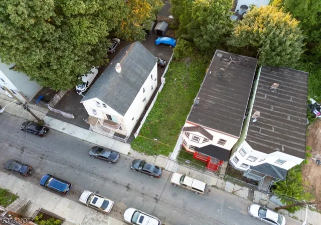 Photo 3 of Land for sale at 309 21St St, Irvington, NJ 07111 | MLS# 3980956 | Listing updated on 2026-03-22