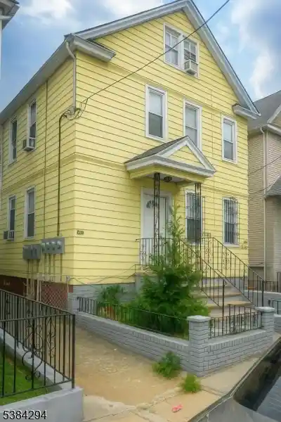 Homes for sale in Elizabeth, NJ | 1408 Lexington Pl, Elizabeth, NJ 07208 | MLS# 3986398