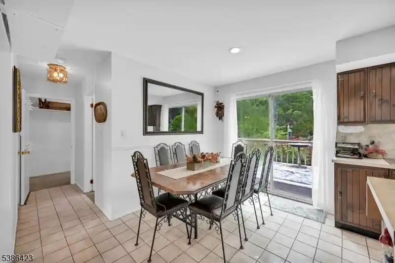 4th image of 92 Lakeview Ter, Oakland, NJ 07436 | MLS# 3989029