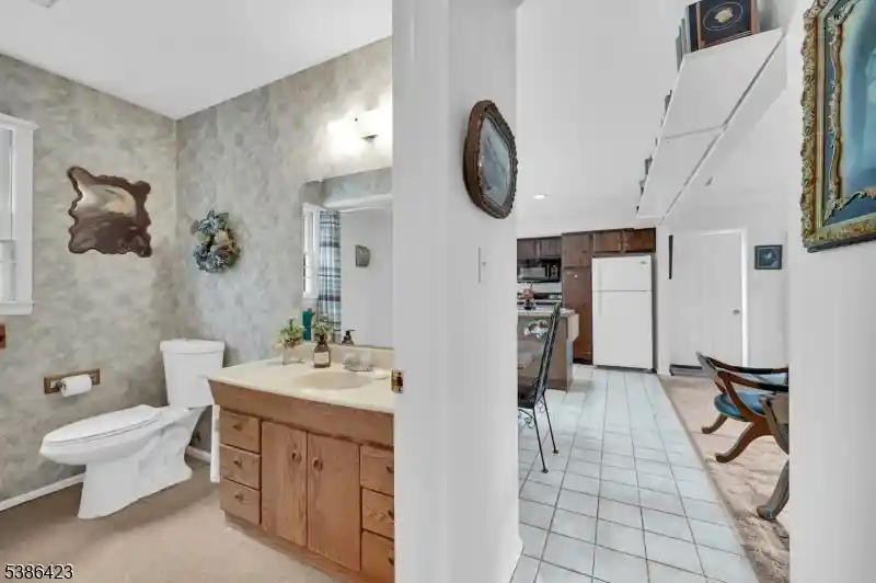 5th image of 92 Lakeview Ter, Oakland, NJ 07436 | MLS# 3989029