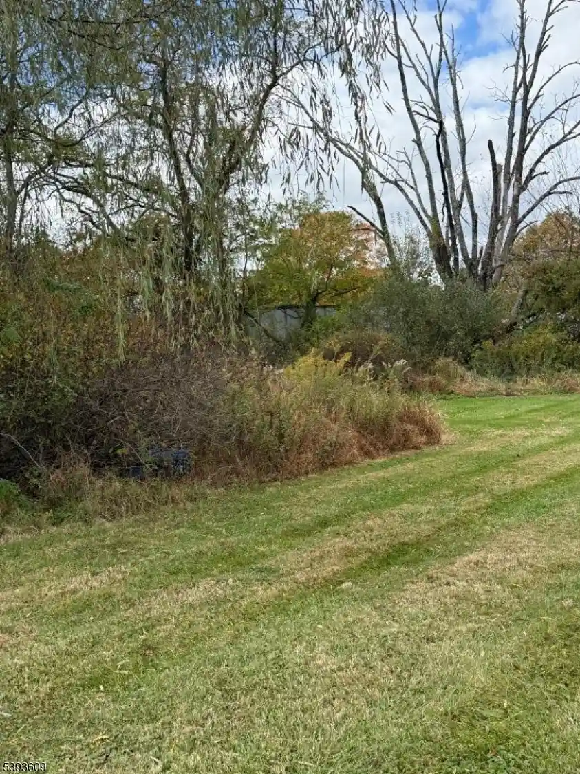 2nd image of 550 Barbertown Point Breeze, Flemington, NJ 08822 | MLS# 3994633
