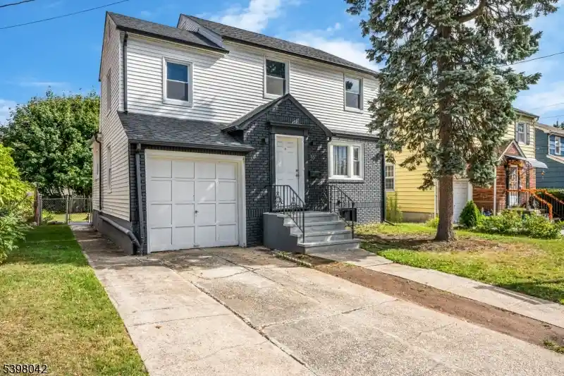 1st image of 16 Pleasant Ave, Belleville Twp., NJ 07109 | MLS# 3998539