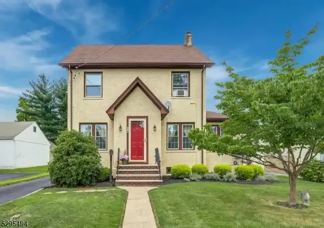 Photo 1 of Single family home for sale at 119 Lamberts Mill Rd, Westfield Town, NJ 07090 | MLS# 3915217 | Listing updated on 2026-09-27