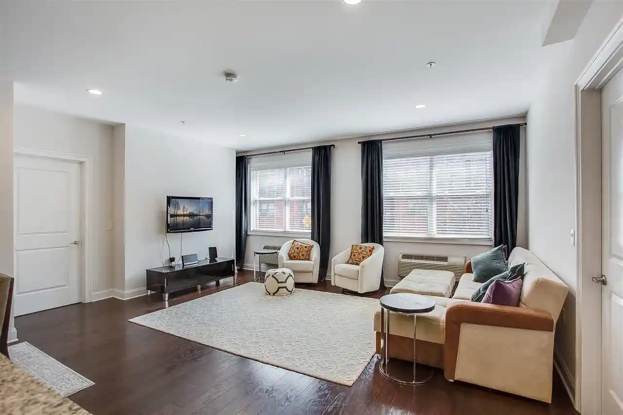 Condominium at 140 36Th St #202, Union City, NJ 07087 | MLS# 180016717 |  | Sold on 2018-11-19