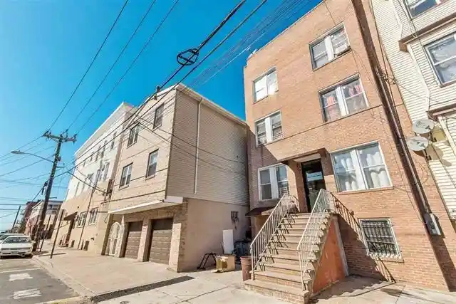 Condominium at 616 10Th St #B, Union City, NJ 07087 | MLS# 202008876 | | Sold on 2020-07-24