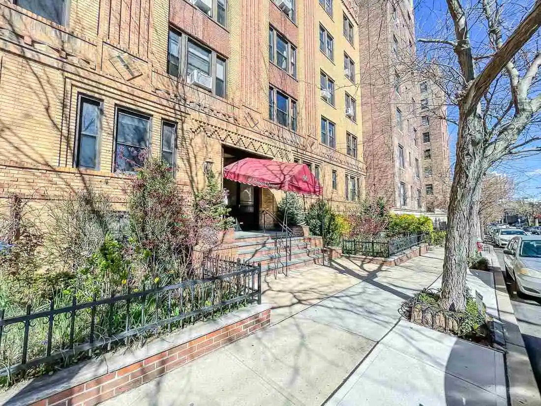 Condominium at 56 Glenwood Ave #37, Jersey City, NJ 07306 | MLS# 210008814 | | Sold on 2021-07-26