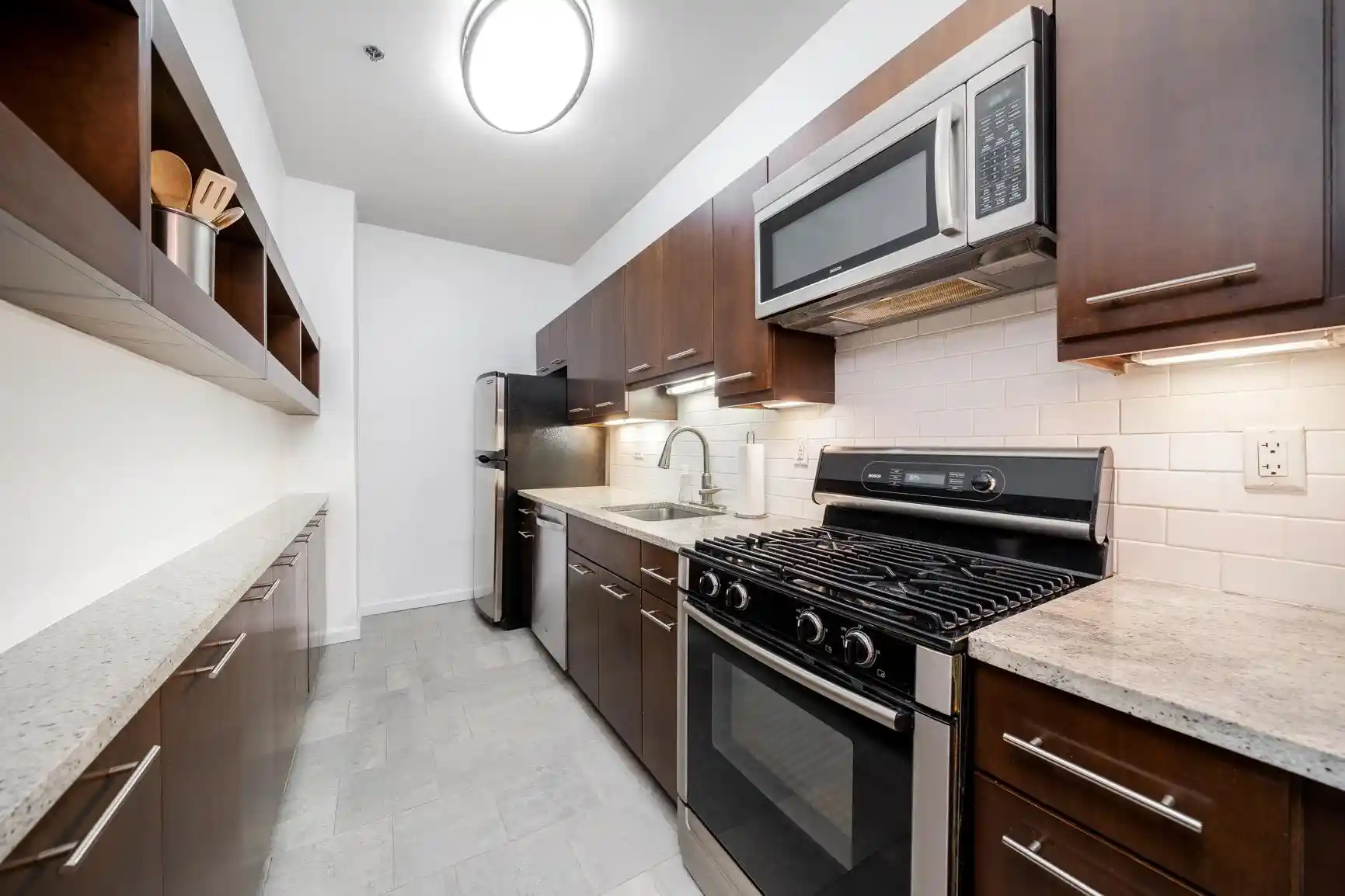 Photo 3 of Condominium at 501 Adams St #4H, Hoboken, NJ 07030 | MLS# 220016006 |  | Sold on 2022-11-21