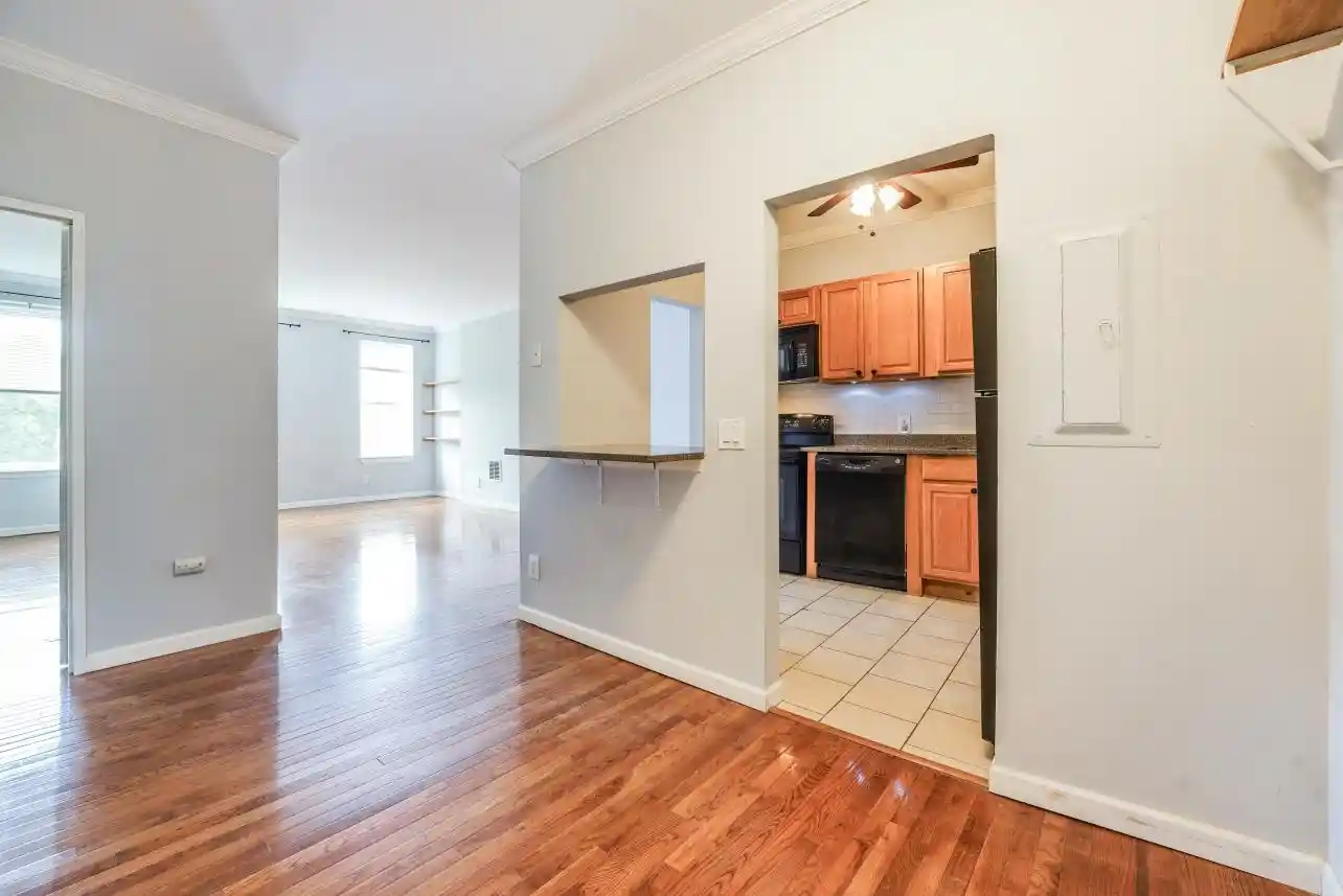 Photo 4 of Condominium at 264 9Th St #4C, Jersey City, NJ 07302 | MLS# 240014039 | | Sold on 2025-01-24