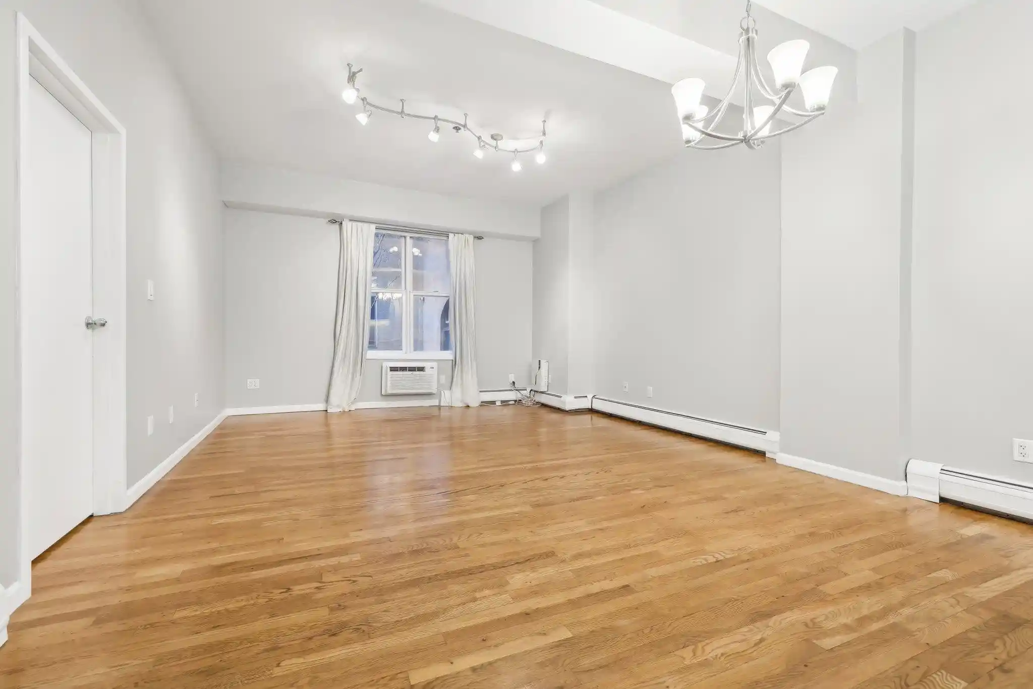 Photo 2 of Condominium at 501 Adams St #1H, Hoboken, NJ 07030 | MLS# 250000553 | | Sold on 2025-02-21