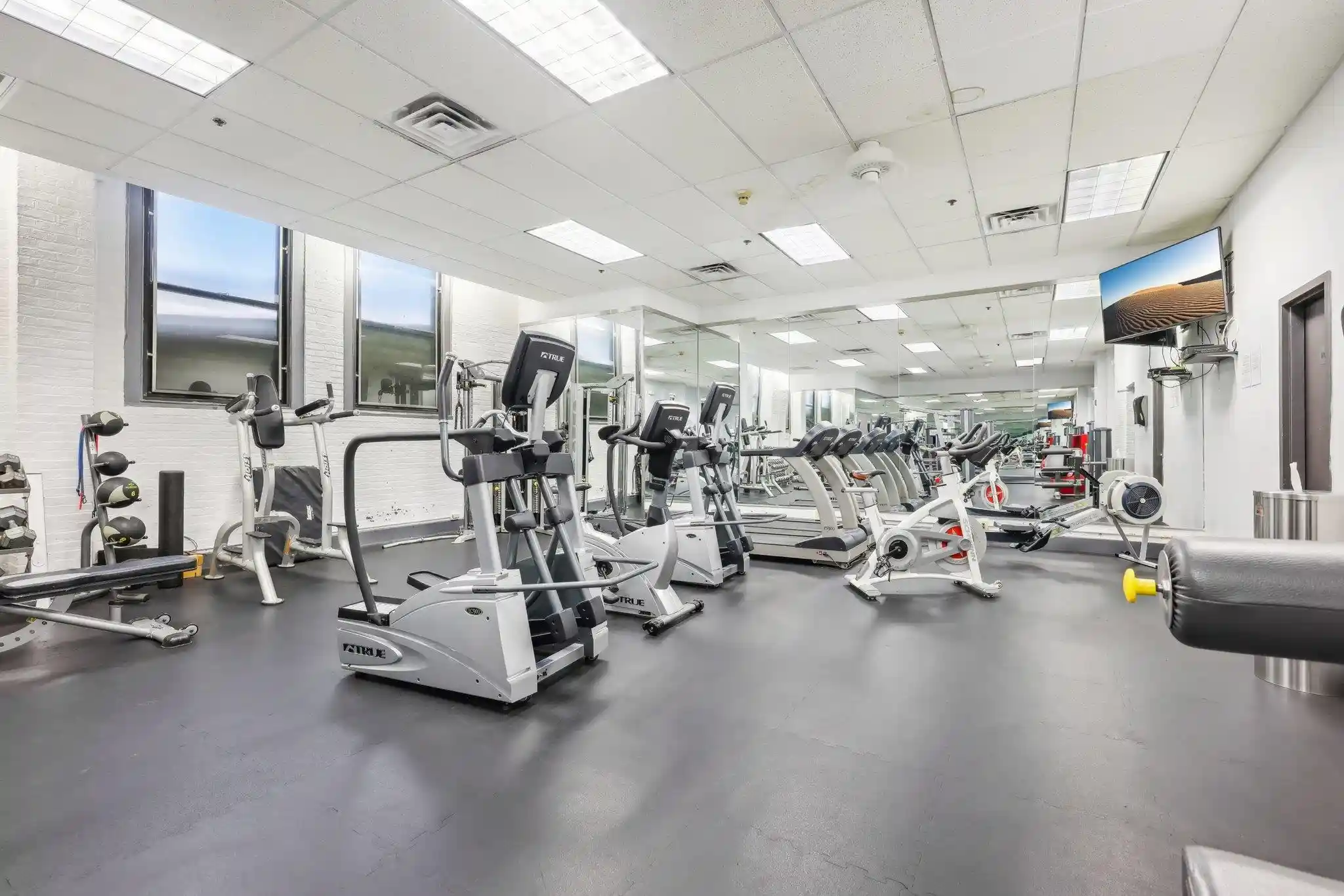 Photo 4 of Condominium at 501 Adams St #1H, Hoboken, NJ 07030 | MLS# 250000553 | | Sold on 2025-02-21