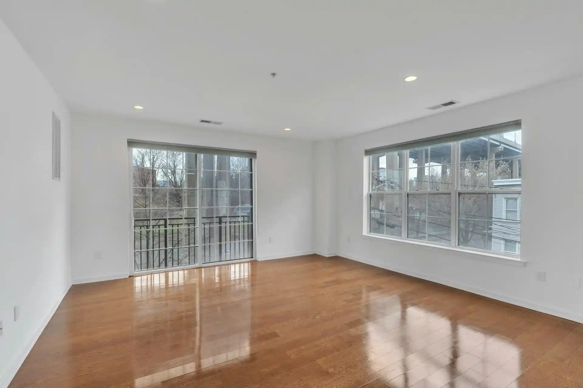 Photo 1 of Condominium at 443 2Nd St #0212, Jersey City, NJ 07302 | MLS# 250008548 |  | Sold on 2025-10-28