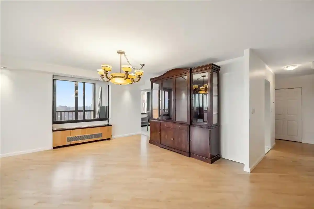 Homes for sale in Cliffside Park, NJ | 300 Winston Dr #1822, Cliffside Park, NJ | MLS# 250012659