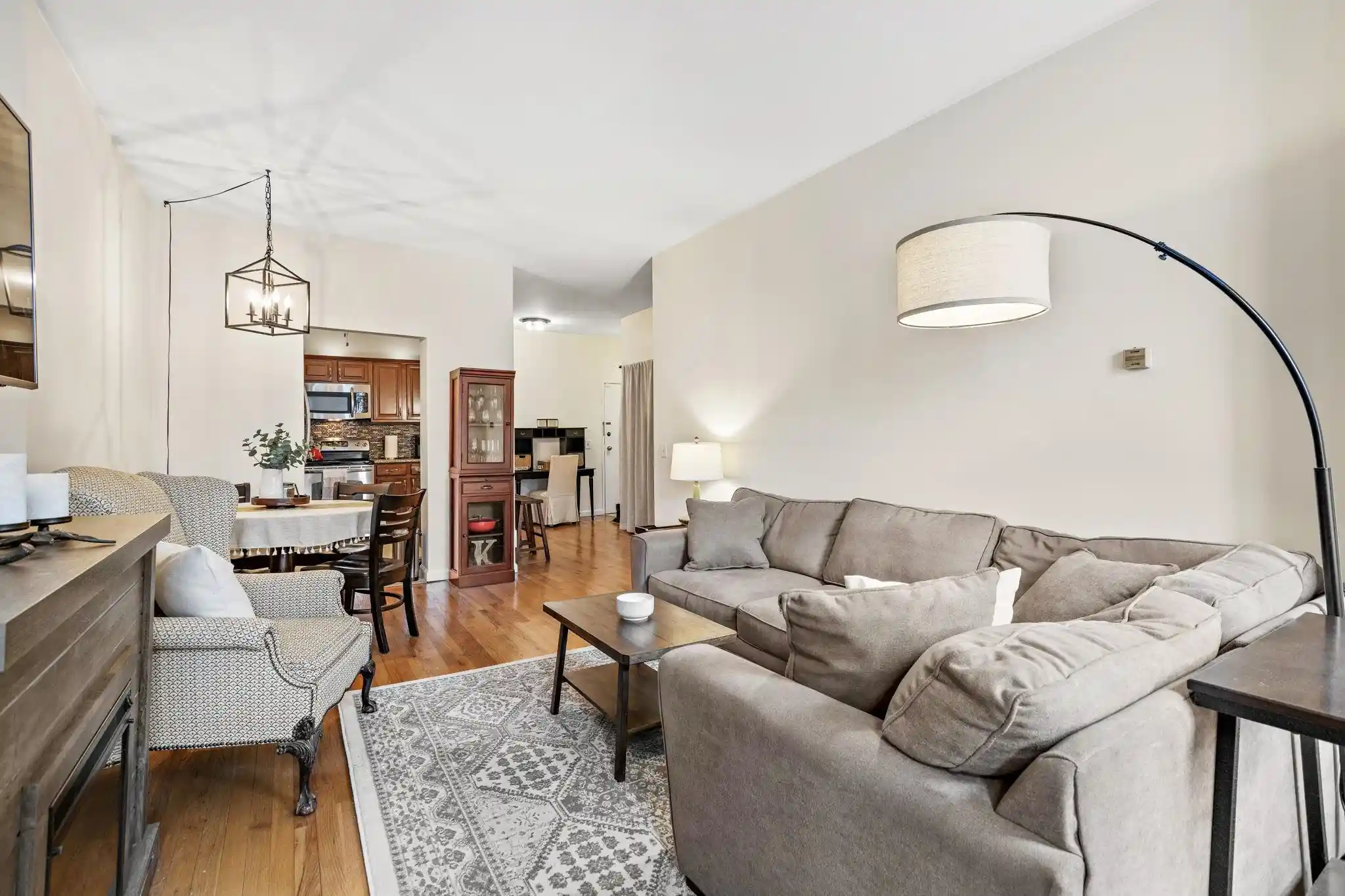 Photo 4 of Condominium at 264 9th Street #3C, Jersey City, NJ 07302 | MLS# 250014059 | | Sold on 2025-10-27