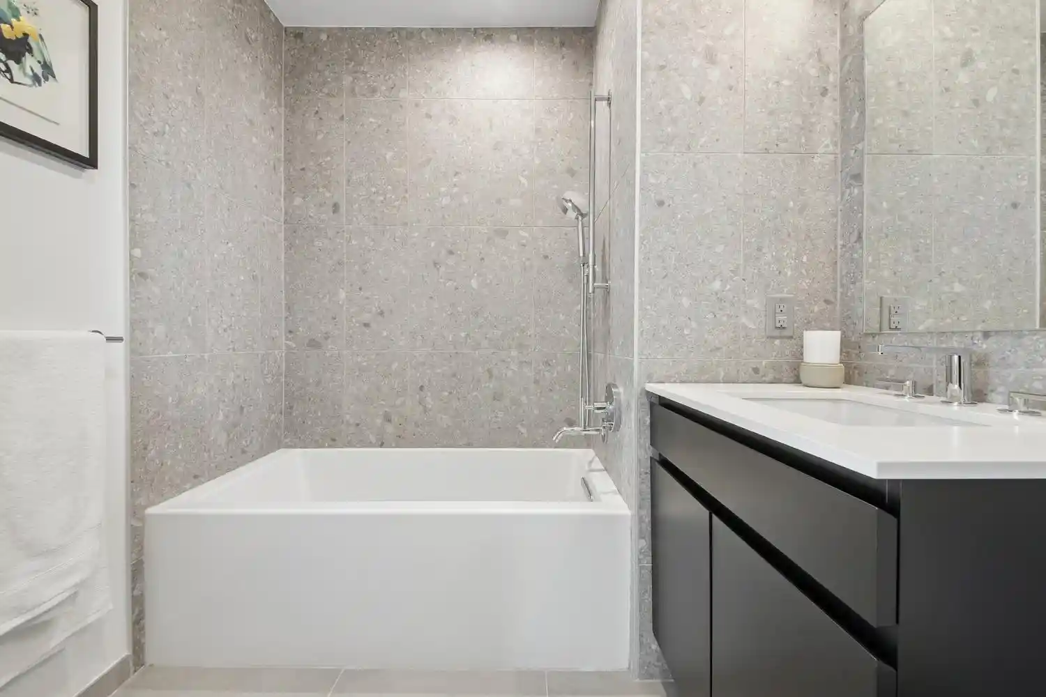 5th image of 155 Bay St #1605, Jersey City, NJ 07302 | MLS# 250019290