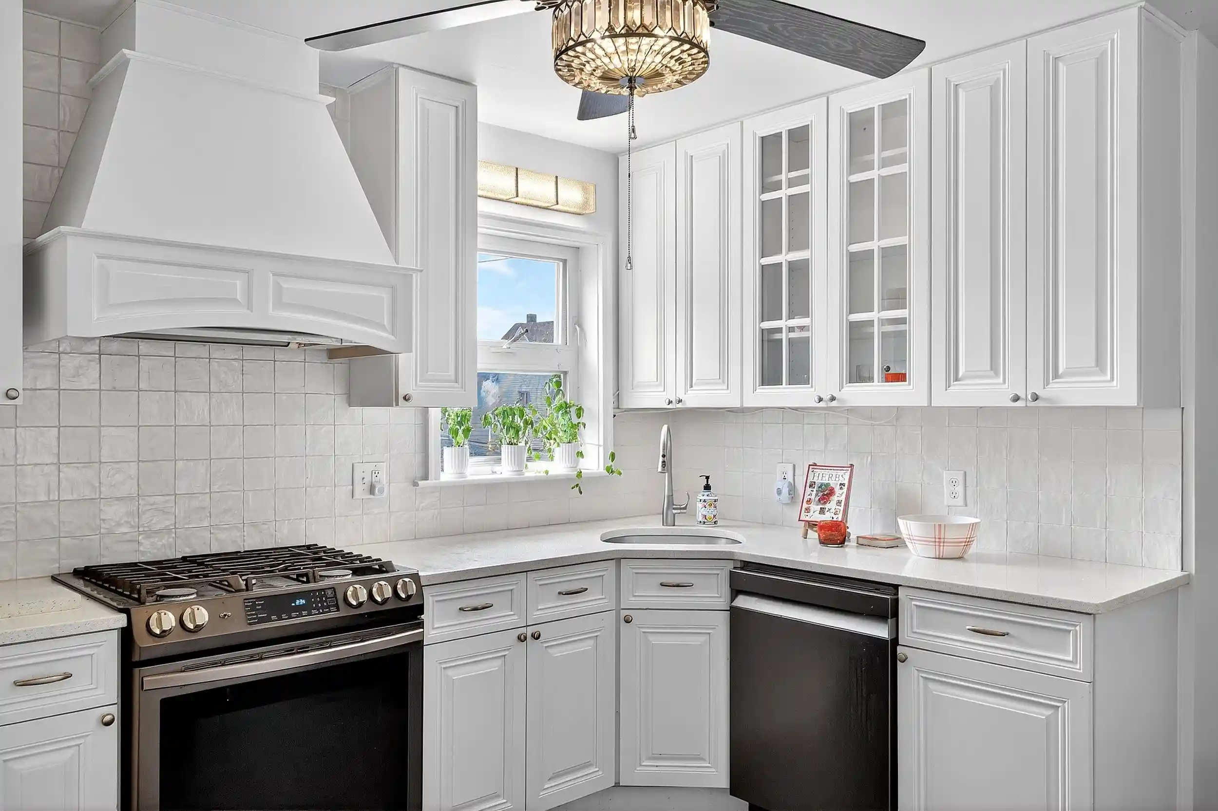32nd image of 687 Avenue E, Bayonne, NJ 07002 | MLS# 250024746